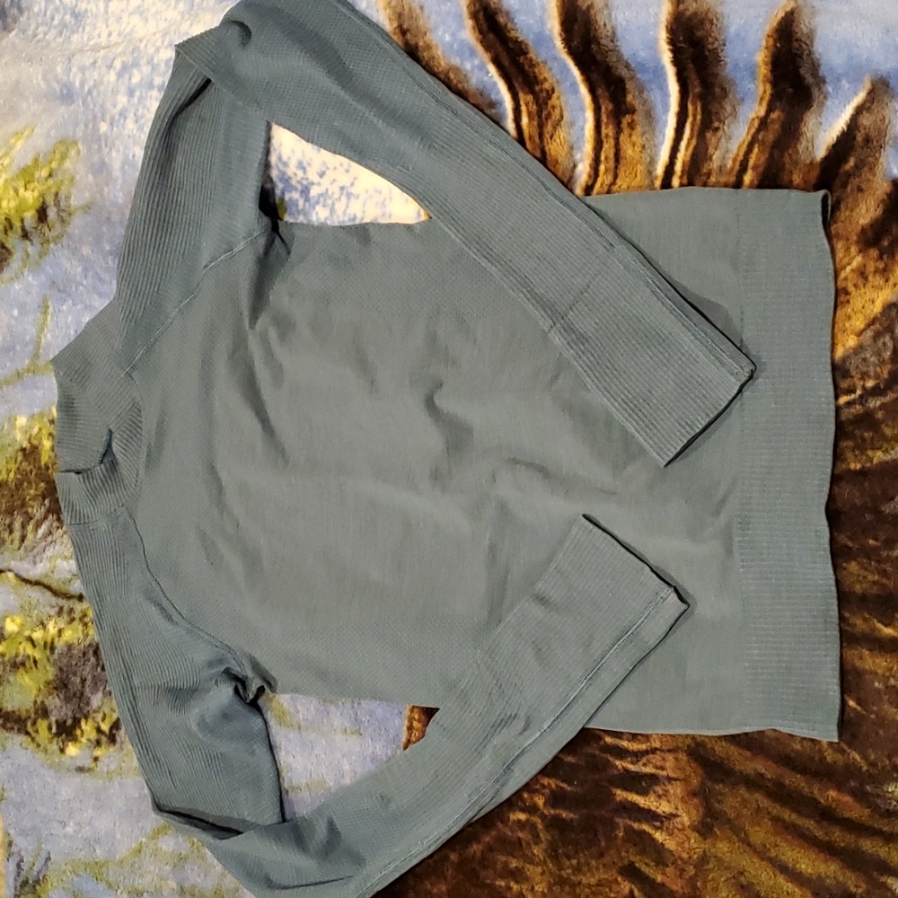 Lululemon longsleeve yoga shirt